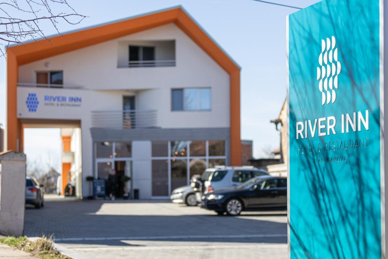 River Inn Stari Banovci Buitenkant foto
